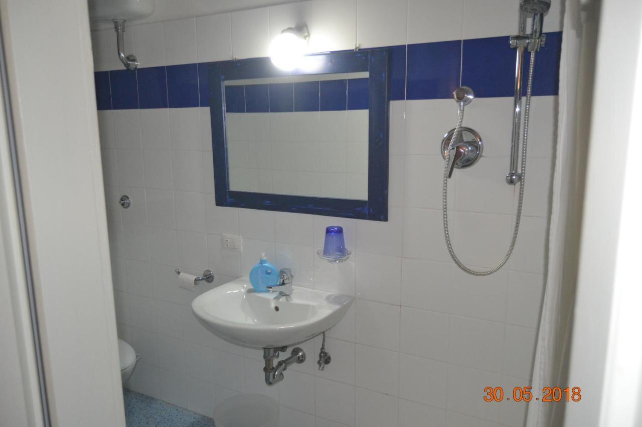 Affitta Camere Il Pettirosso Fermo Buitenkant foto