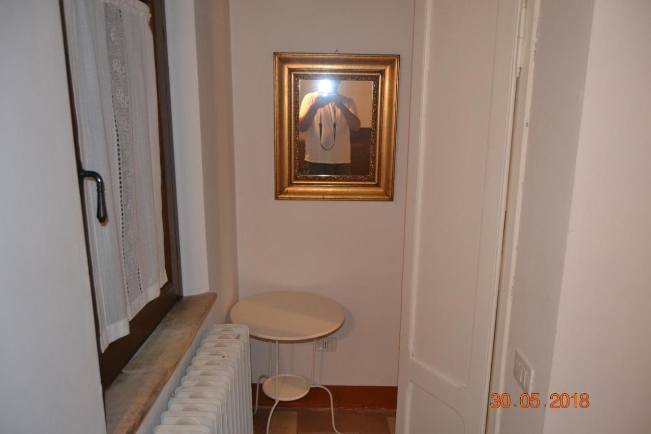 Affitta Camere Il Pettirosso Fermo Buitenkant foto